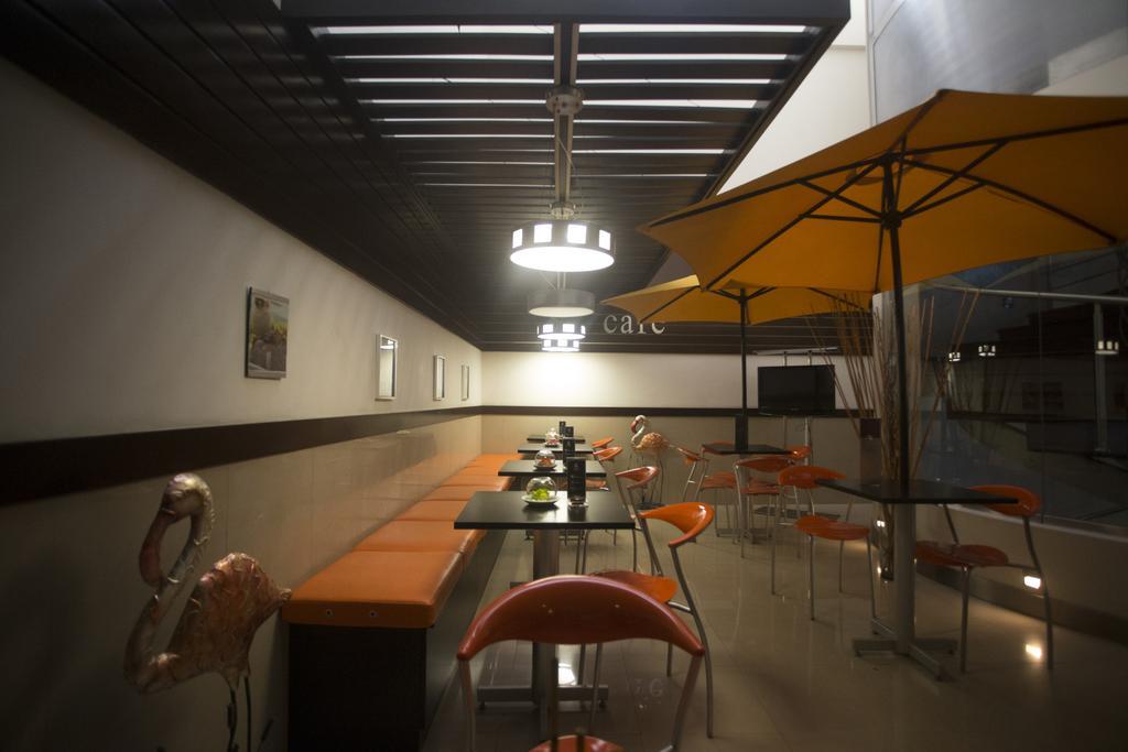 Hotel Ginebra Lima Bagian luar foto