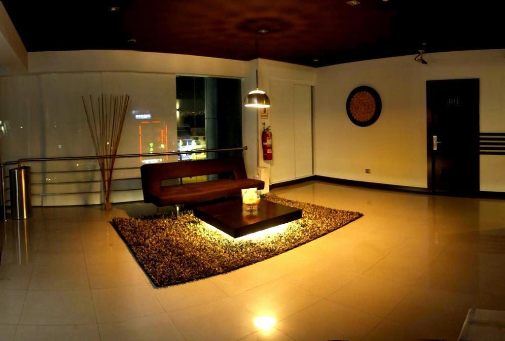 Hotel Ginebra Lima Bagian luar foto