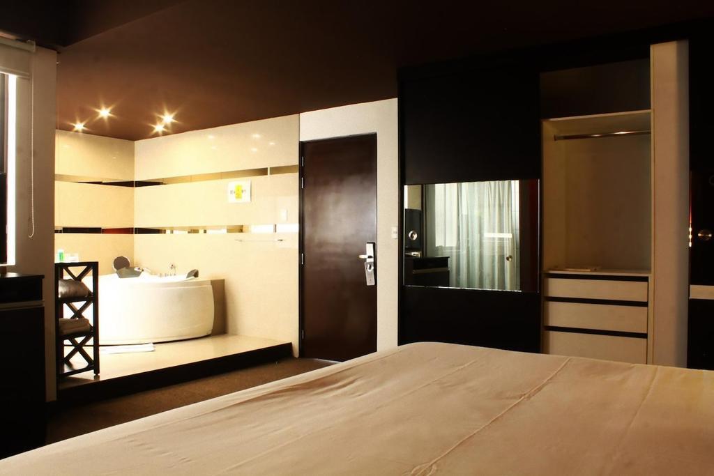 Hotel Ginebra Lima Bagian luar foto