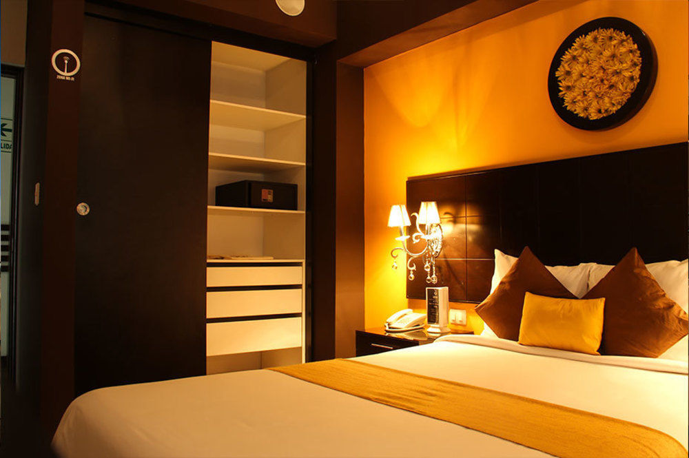 Hotel Ginebra Lima Bagian luar foto