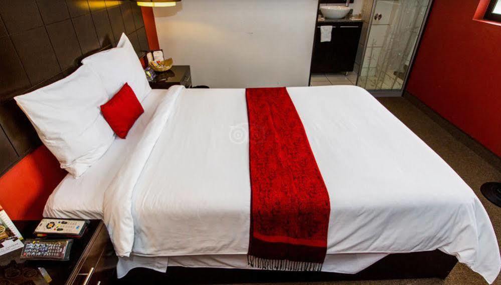 Hotel Ginebra Lima Bagian luar foto