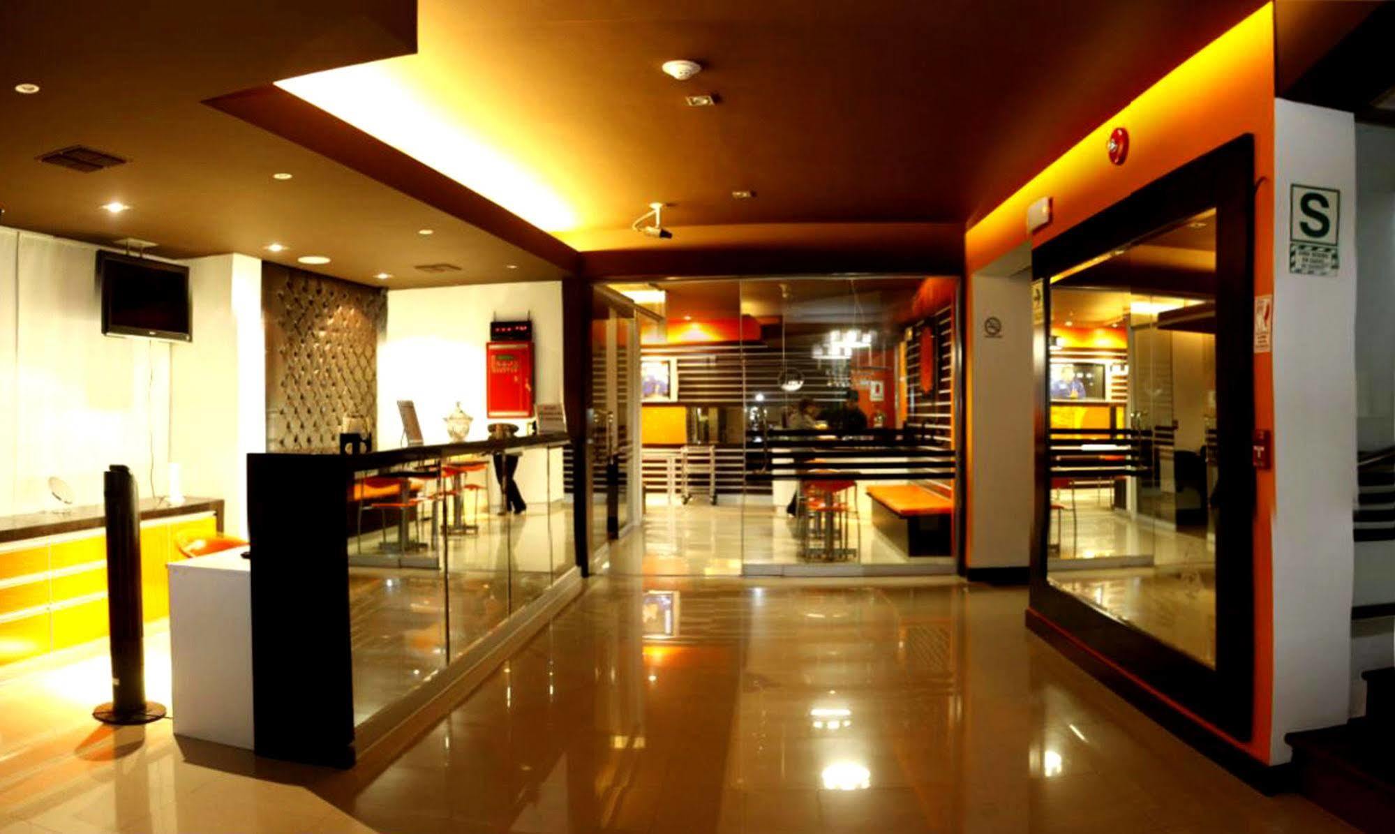Hotel Ginebra Lima Bagian luar foto